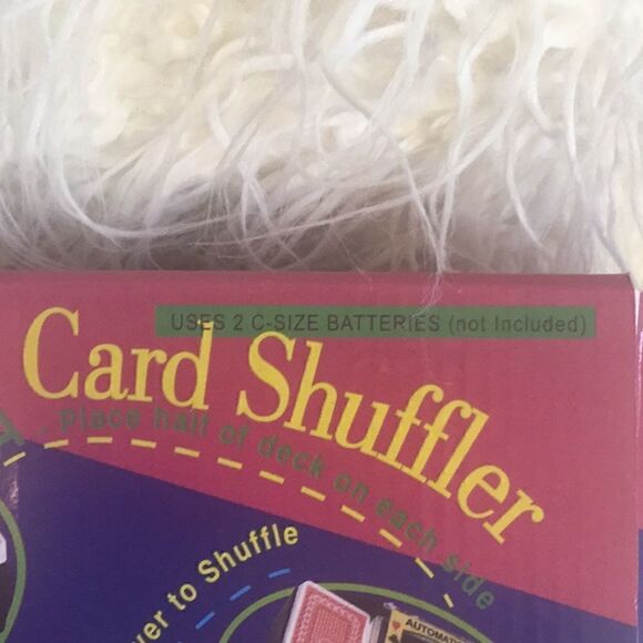 NEW STOCK 2 deck capacity card shuffler, battery operated - Picture 5 of 8